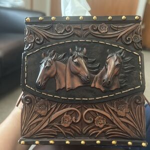 Resin Horse w/tooled leather look Tissue Box